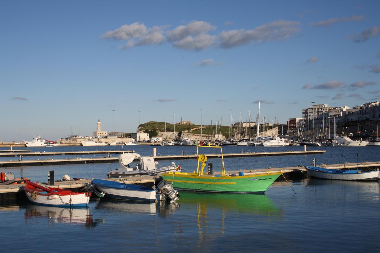 Aparthotel La Rotonda Sul Mare Vieste Esterno foto