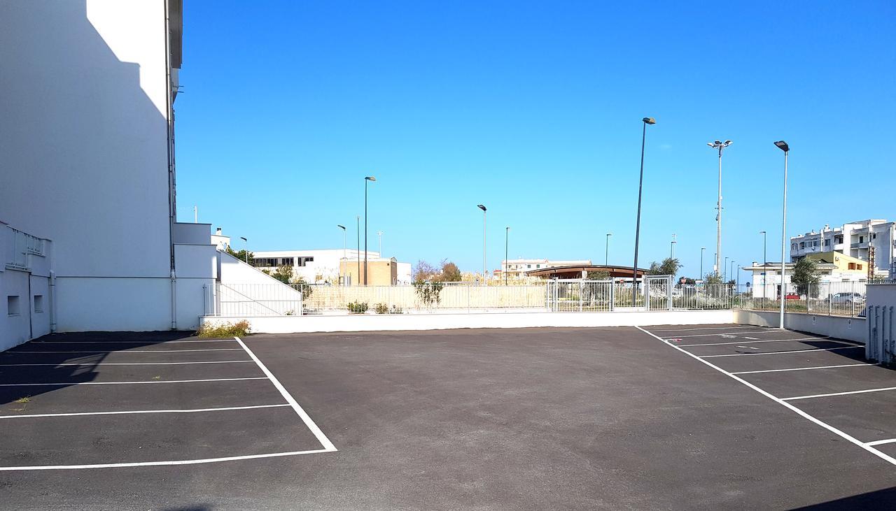 Aparthotel La Rotonda Sul Mare Vieste Esterno foto